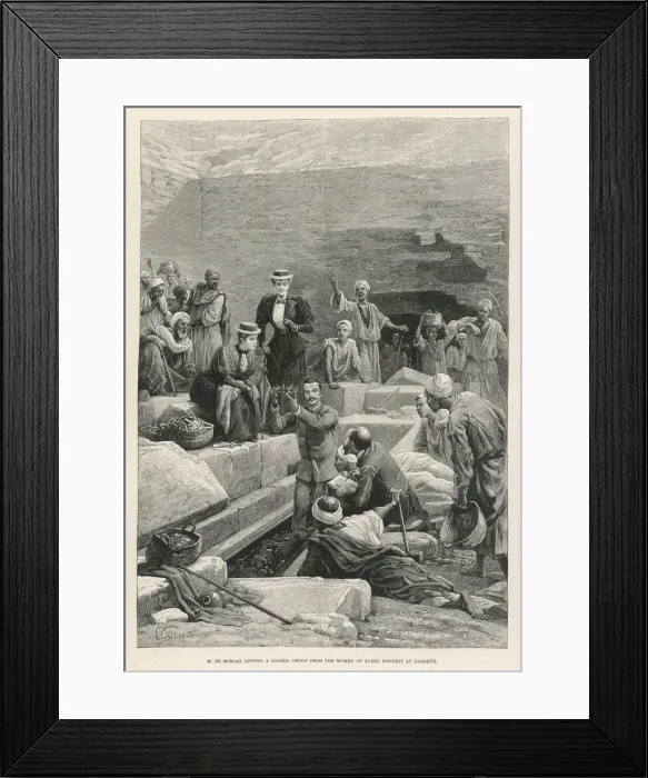 Framed Print : CROWN OF QUEEN KHNEMIT Framed Print : CROWN OF QUEEN KHNEMIT