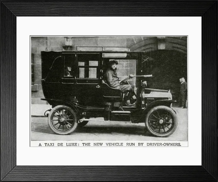 Framed Print : Taxi de luxe 1919 Framed Print : Taxi de luxe 1919