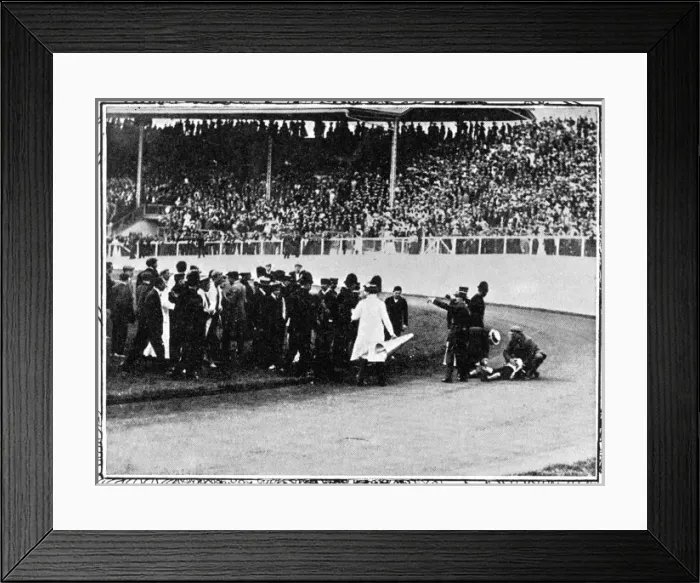 Framed Print : Olympics / 1908 / Marathon Framed Print : Olympics / 1908 / Marathon