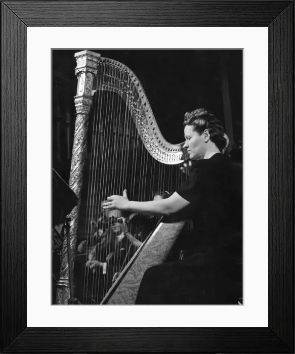 Framed Print : Sidonie Goossens Framed Print : Sidonie Goossens