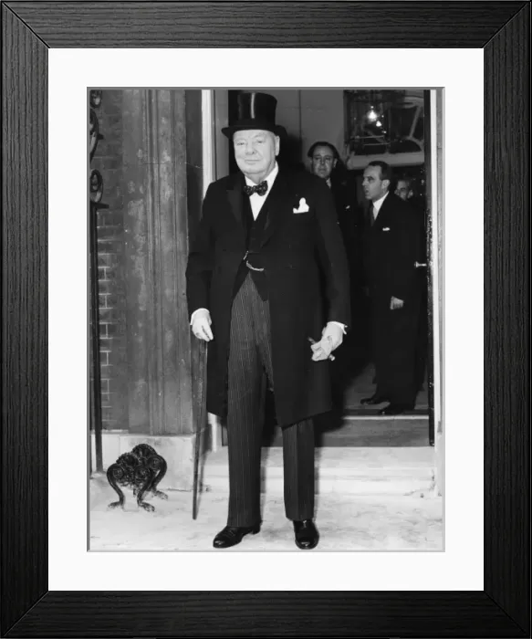 Framed Print : Winston Churchill Framed Print : Winston Churchill