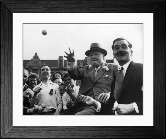 Framed Print : Winston Churchill Framed Print : Winston Churchill
