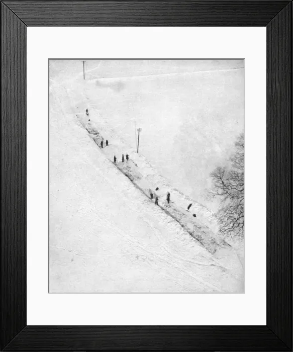 Framed Print : Bredhurst isolated by snow in 1947 Framed Print : Bredhurst isolated by snow in 1947