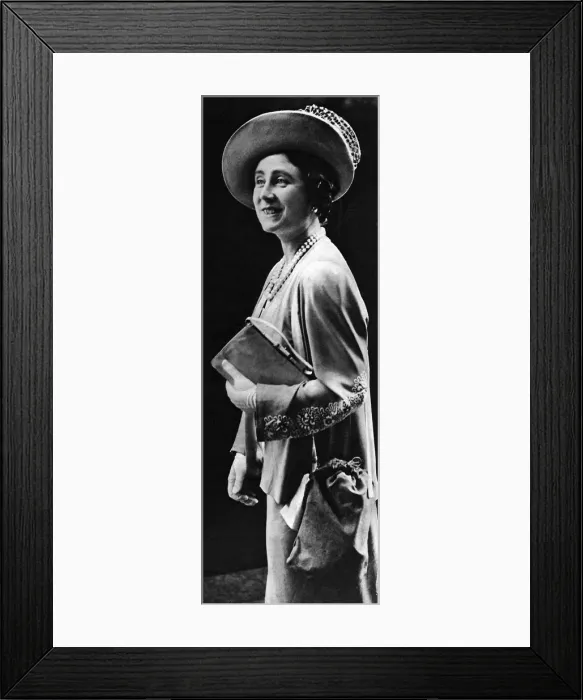 Framed Print : Queen Elizabeth in 1939 Framed Print : Queen Elizabeth in 1939