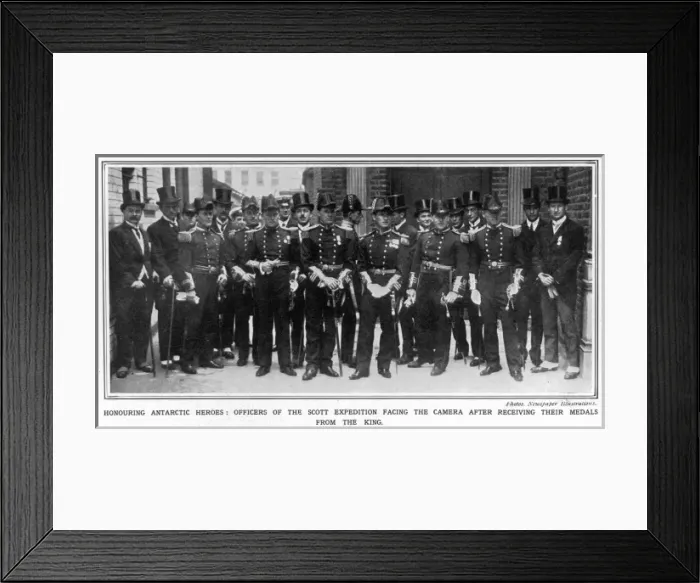 Framed Print : Honouring Antarctic Heroes