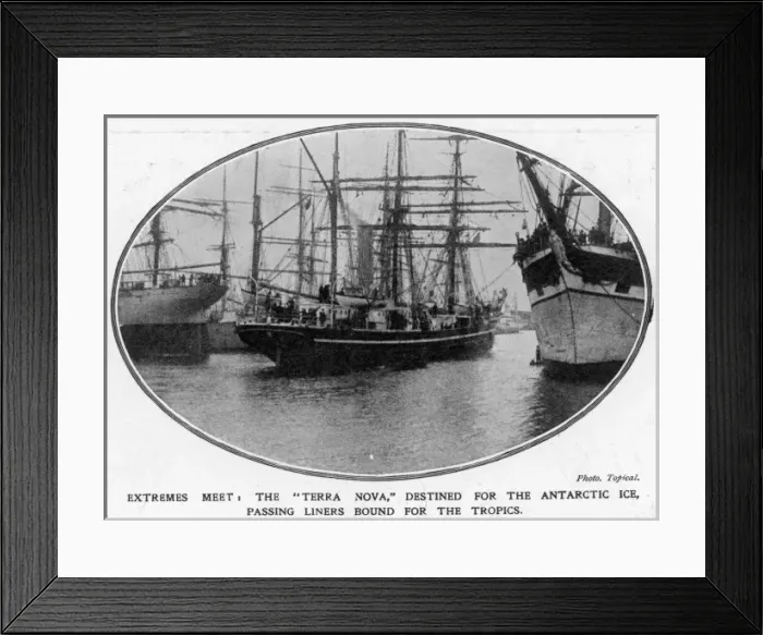 Framed Print : The Terra Nova leaving Portsmouth Framed Print : The Terra Nova leaving Portsmouth