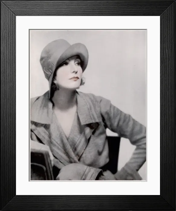 Framed Print : Greta Garbo Framed Print : Greta Garbo