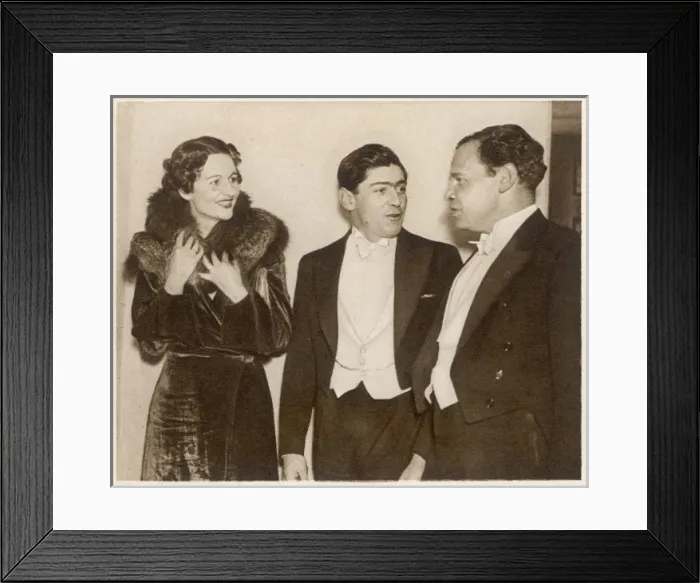 Framed Print : Mrs Peter Rodd (Nancy Mitford) Framed Print : Mrs Peter Rodd (Nancy Mitford)