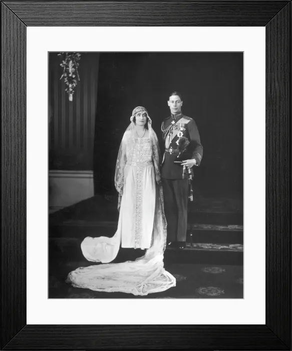 Framed Print : Elizabeth Bowes-Lyon marries Albert, Duke of York Framed Print : Elizabeth Bowes-Lyon marries Albert, Duke of York