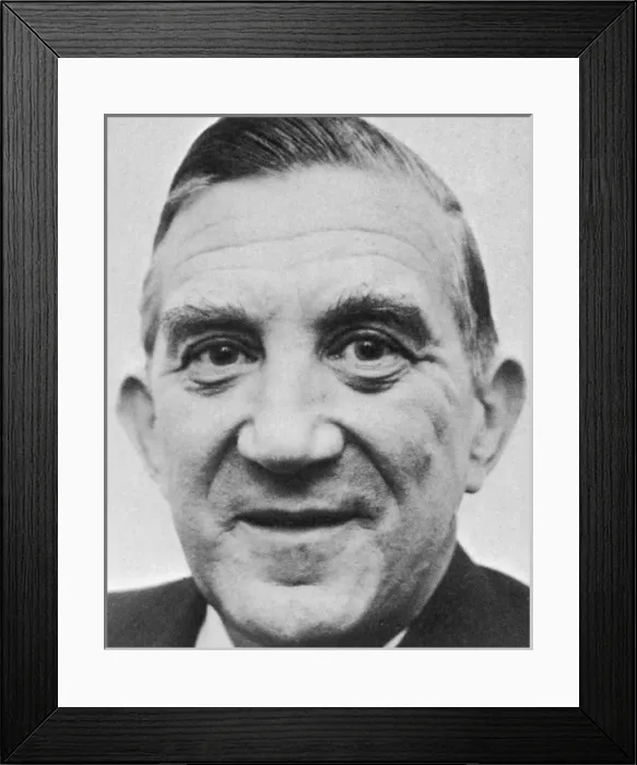 Framed Print : Sir David Hunt Framed Print : Sir David Hunt