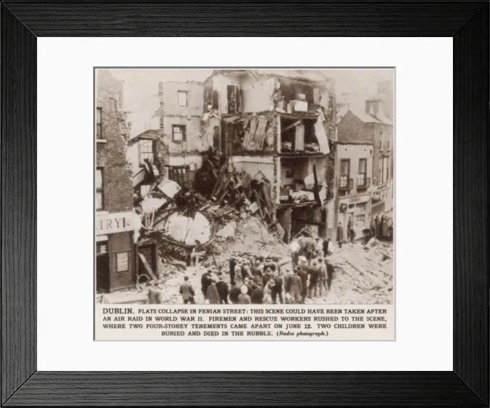 Framed Print : Flats collapse in a Fenian Street, 1963 Framed Print : Flats collapse in a Fenian Street, 1963
