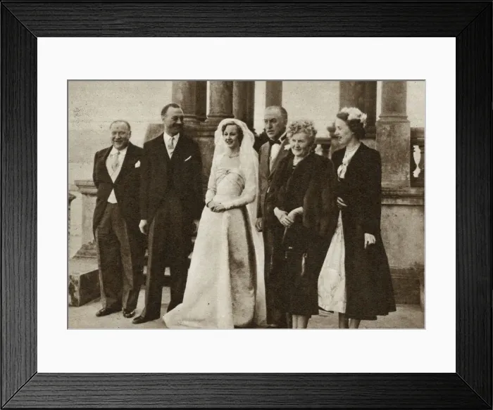 Framed Print : Lady Margaret Cavendish-Bentinck marries Framed Print : Lady Margaret Cavendish-Bentinck marries