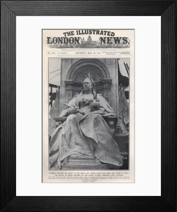 Framed Print : Statue of Queen Victoria on Queen Victoria Memorial Framed Print : Statue of Queen Victoria on Queen Victoria Memorial