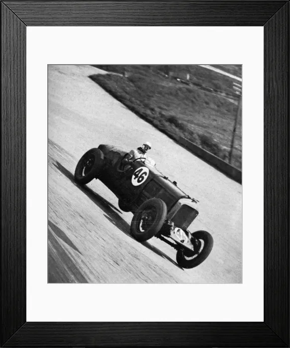 Framed Print : 500 miles world record beaten at Brooklands, 1931 Framed Print : 500 miles world record beaten at Brooklands, 1931