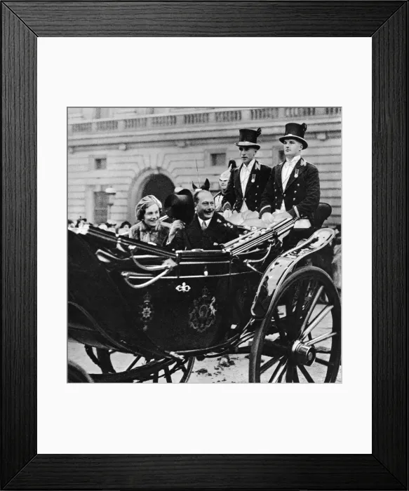 Framed Print : Royal Wedding 1935 - Duke and Duchess of Gloucester Framed Print : Royal Wedding 1935 - Duke and Duchess of Gloucester