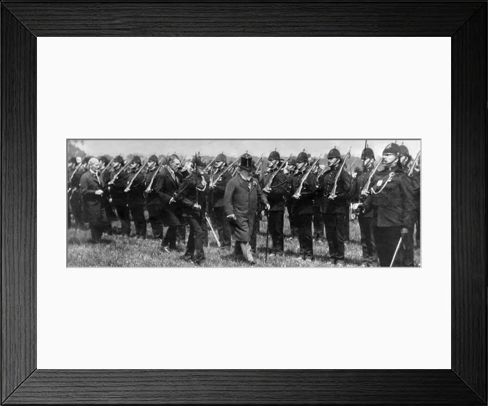 Framed Print : Edward VII at Leopardstown, Ireland Framed Print : Edward VII at Leopardstown, Ireland