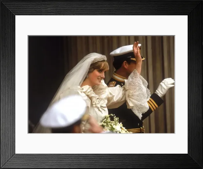 Framed Print : Royal Wedding 1981 - Prince Charles and Lady Diana Spencer Framed Print : Royal Wedding 1981 - Prince Charles and Lady Diana Spencer