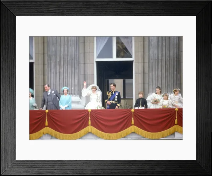 Framed Print : Royal Wedding 1981 - Prince Charles and Lady Diana Spencer Framed Print : Royal Wedding 1981 - Prince Charles and Lady Diana Spencer
