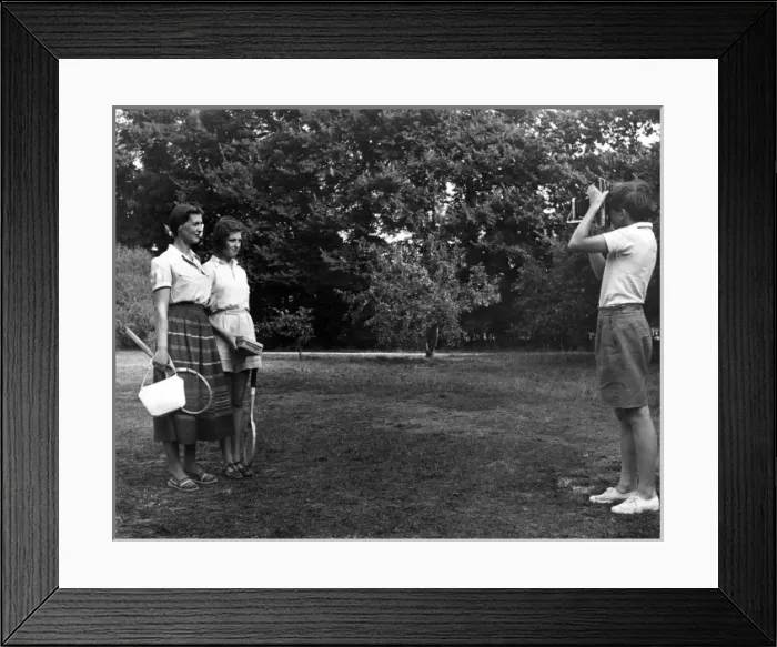 Framed Print : Princess Marina, Duchess of Kent with her children Framed Print : Princess Marina, Duchess of Kent with her children