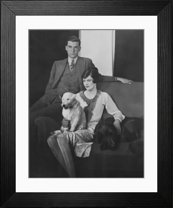 Framed Print : ILN front cover: Queen Elizabeth II Framed Print : ILN front cover: Queen Elizabeth II