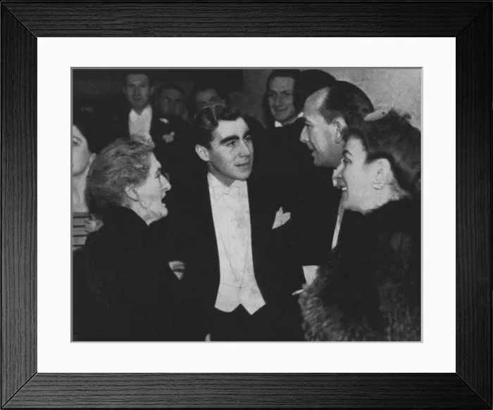 Framed Print : Paris Cinema opening night, 1939 Framed Print : Paris Cinema opening night, 1939