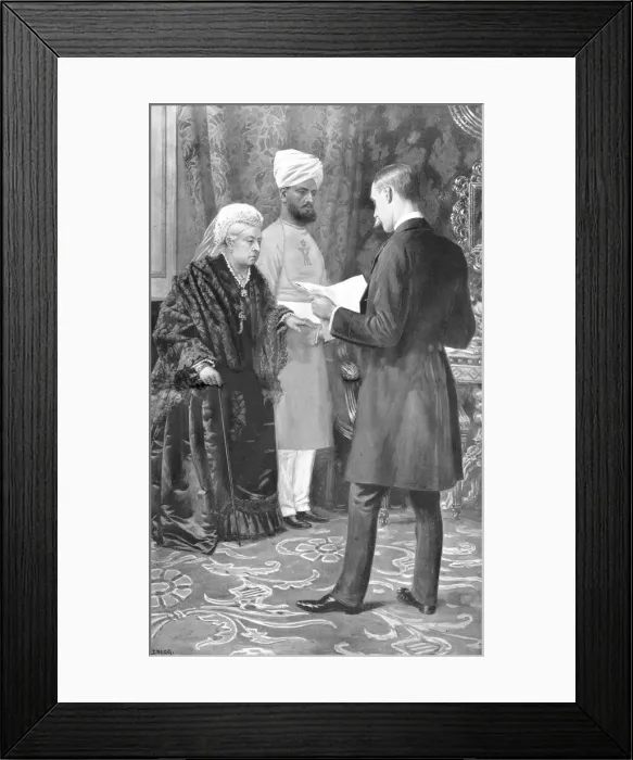 Framed Print : Queen Victoria and Munshi Abdul Karim, 1900 Framed Print : Queen Victoria and Munshi Abdul Karim, 1900