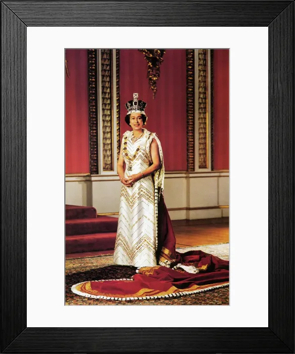 Framed Print : Silver Jubilee portrait, 1977 Framed Print : Silver Jubilee portrait, 1977