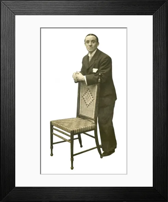 Framed Print : Dan Leno, born George Wild Galvin (1860 - 1904), British music hall comedian. Date: c.1895 Framed Print : Dan Leno, born George Wild Galvin (1860 - 1904), British music hall comedian. Date: c.1895
