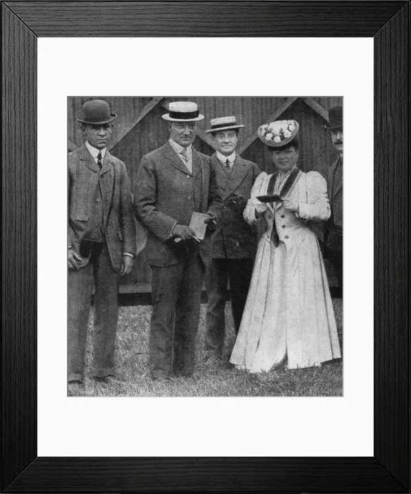 Framed Print : Marie Lloyd marrying Alec Hurley Framed Print : Marie Lloyd marrying Alec Hurley