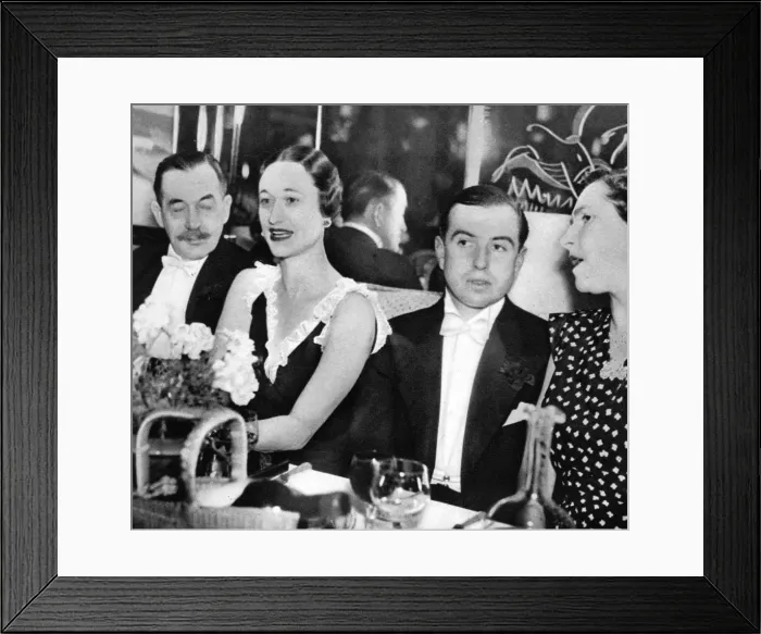 Framed Print : Wallis Simpson at Quaglinos, April 1936