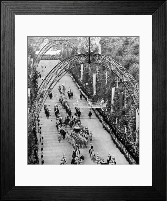 Framed Print : Coronation Procession, 1953 Framed Print : Coronation Procession, 1953