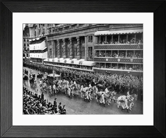 Framed Print : Winston Churchill on the Coronation route, 1953 Framed Print : Winston Churchill on the Coronation route, 1953