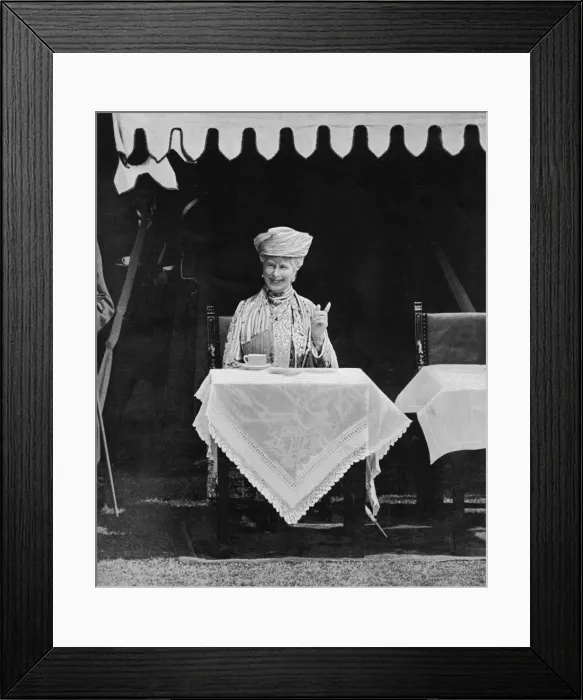 Framed Print : Queen Mary in a relaxed moment Framed Print : Queen Mary in a relaxed moment