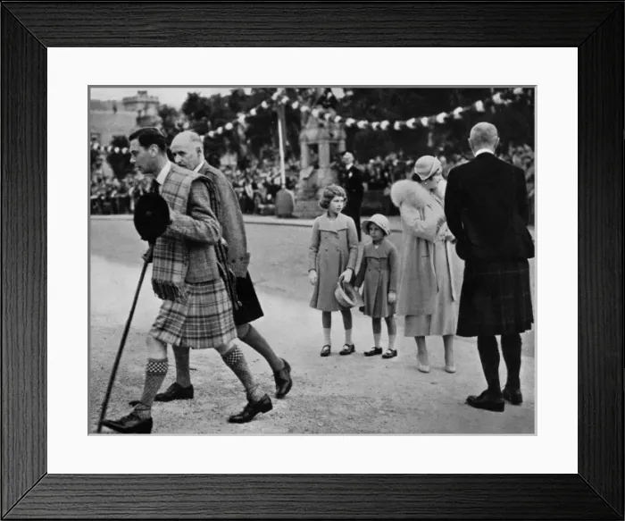 Framed Print : King and Queen, Princesses Margaret and Elizabeth, Ballater Framed Print : King and Queen, Princesses Margaret and Elizabeth, Ballater