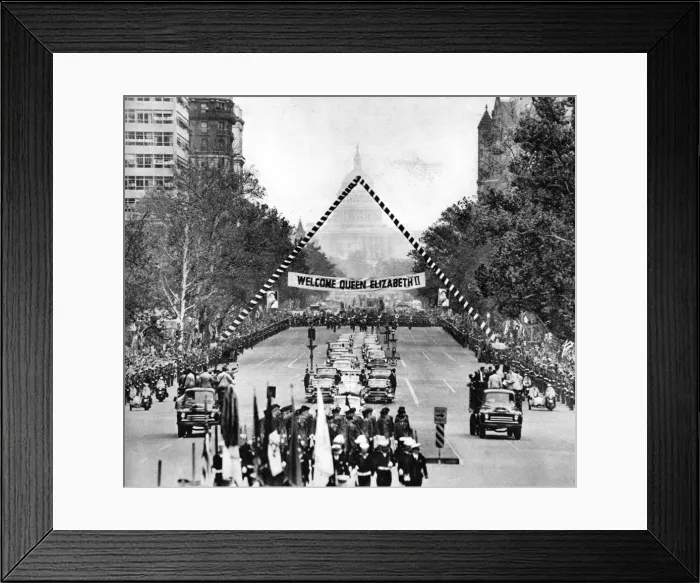 Framed Print : Queen Elizabeth II North America visit, Washington Framed Print : Queen Elizabeth II North America visit, Washington
