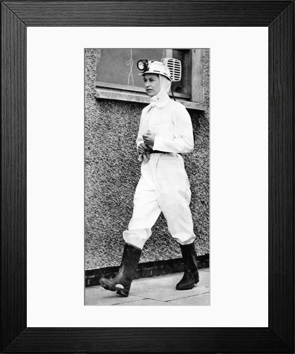 Framed Print : Queen Elizabeth II visit coal mine Framed Print : Queen Elizabeth II visit coal mine