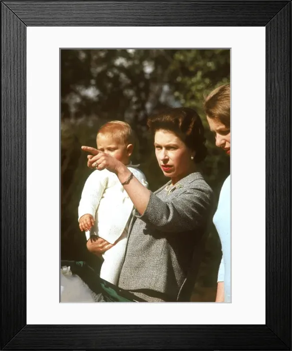 Framed Print : Queen Elizabeth II and Prince Edward, 1965 Framed Print : Queen Elizabeth II and Prince Edward, 1965