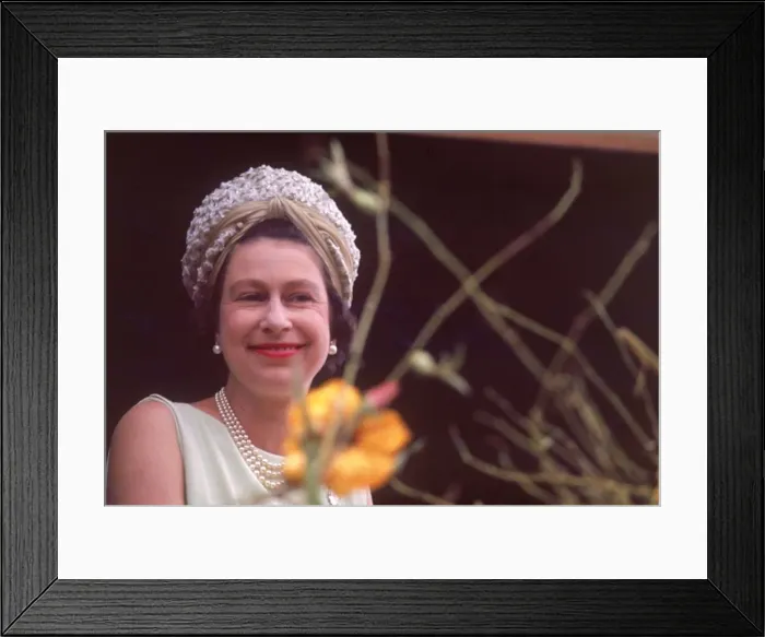 Framed Print : Queen Elizabeth II - West Indies royal tour 1966 Framed Print : Queen Elizabeth II - West Indies royal tour 1966