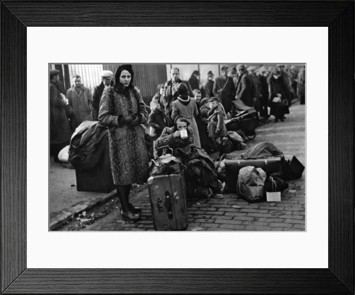 Framed Print : Blitz on Clydeside, 1941 Framed Print : Blitz on Clydeside, 1941
