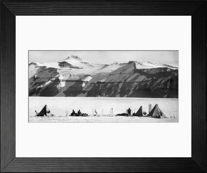 Framed Print : Scott Polar Expedition 1910 - 1912 - Beardmore Glacier