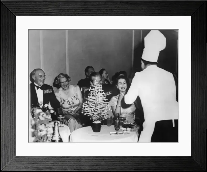 Framed Print : Queen Elizabeth II and Duke of Edinburgh in Malta, 1951 Framed Print : Queen Elizabeth II and Duke of Edinburgh in Malta, 1951
