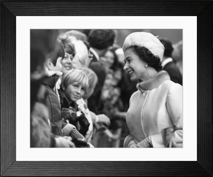 Framed Print : Queen Elizabeth II at the Barbican, 1972 Framed Print : Queen Elizabeth II at the Barbican, 1972
