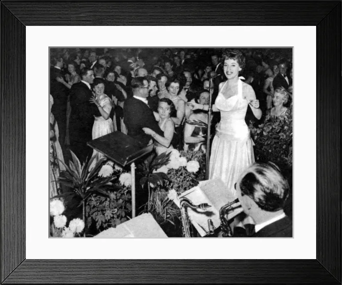 Framed Print : South Devon Hunt Ball
