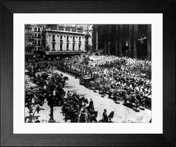 Framed Print : Queen Victoria Diamond Jubilee 1897 - St Pauls Cathedral Framed Print : Queen Victoria Diamond Jubilee 1897 - St Pauls Cathedral
