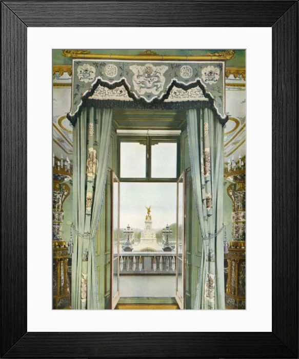 Framed Print : King George V Silver Jubilee celebrations, 1935: royal balco Framed Print : King George V Silver Jubilee celebrations, 1935: royal balco