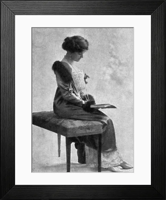 Framed Print : Lady Duff-Gordon (1863 - 1935) Framed Print : Lady Duff-Gordon (1863 - 1935)