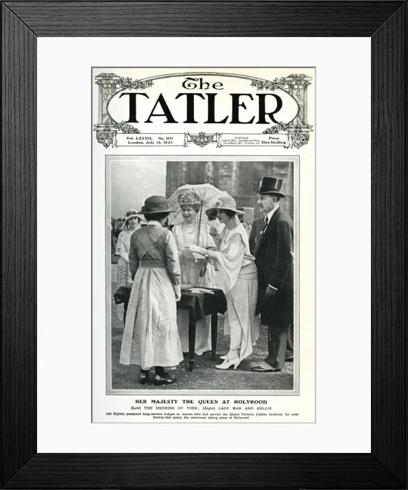 Framed Print : Queen Mary at Holyrood - presenting service badges