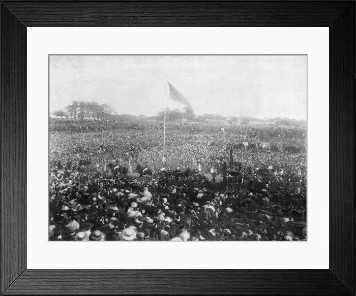 Framed Print : Queen Victoria at Sheffield