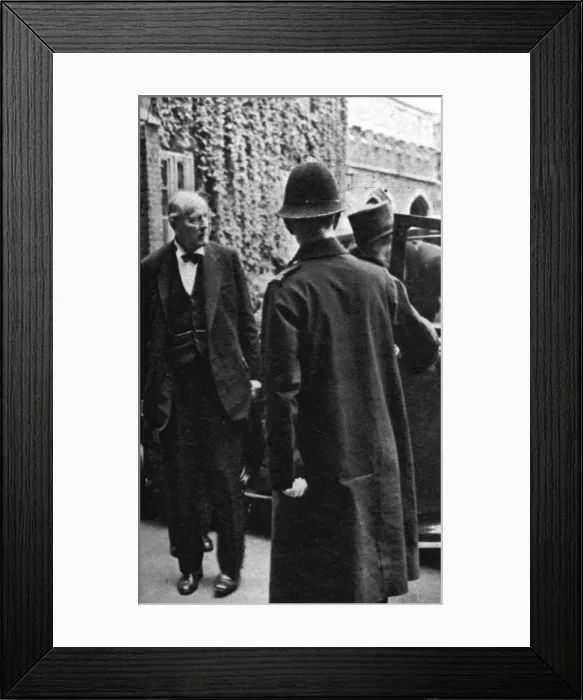 Framed Print : Coronation Commissions First Meeting Framed Print : Coronation Commissions First Meeting