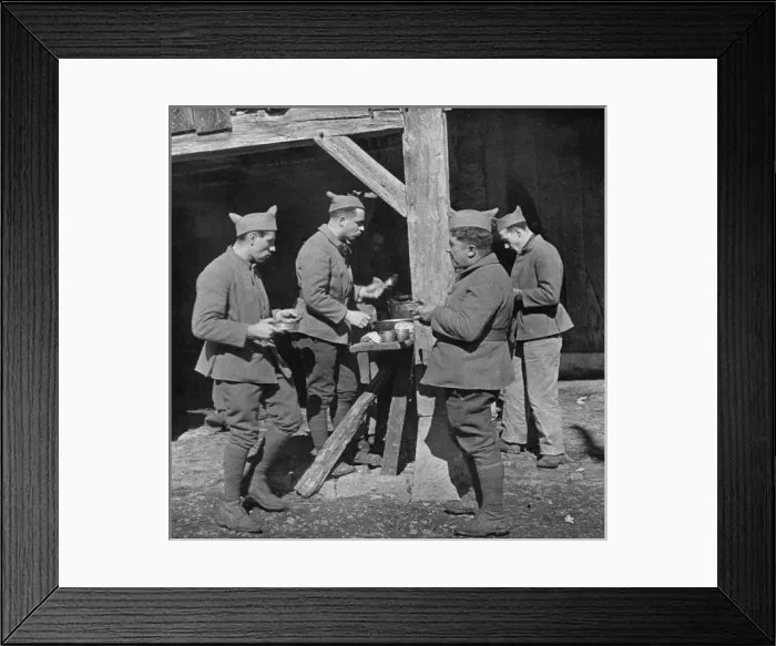 Framed Print : French soldiers eating, 1939 Framed Print : French soldiers eating, 1939